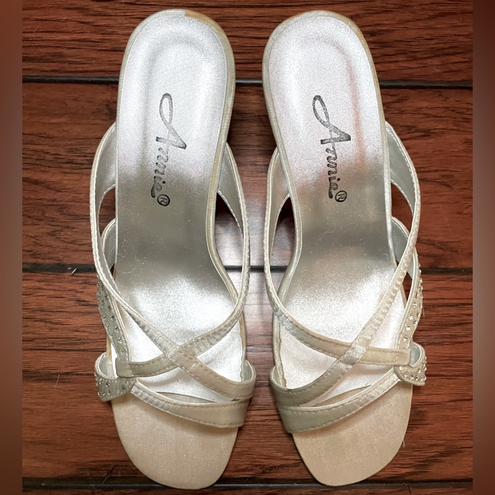 Annie Marlene Rhinestone Cinderella Slides with clear heels 7WW